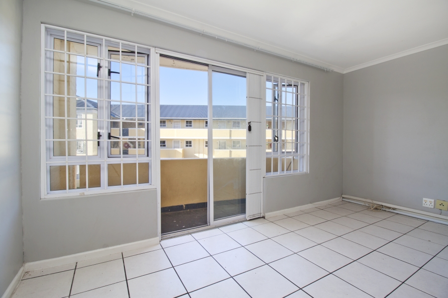 2 Bedroom Property for Sale in Sunnydale Western Cape